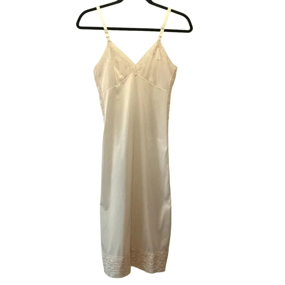 Vintage Movie Star Slip Size 32 Lace Trim and Sides